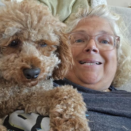 Dara Hardyman with her brown dog